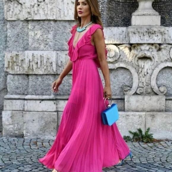 Zara Dresses & Skirts - Zara Pink Pleated Ruffle V-Neck Flowy Maxi Dress Sleeveless size XS
